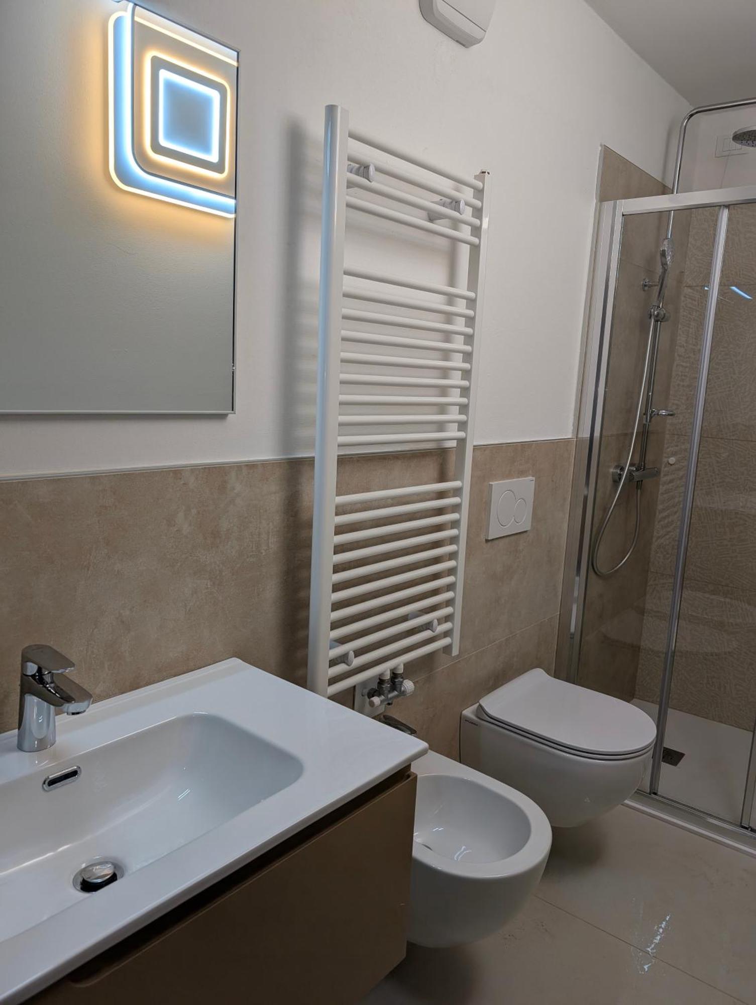 Spazioso E Completo Appartamento Con 3 Camere, Doppi Servizi, Fino A 8 Posti Letto Педавена Экстерьер фото